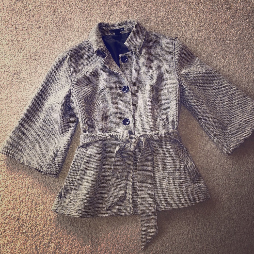 Gap Tweed blazer button closure with belt